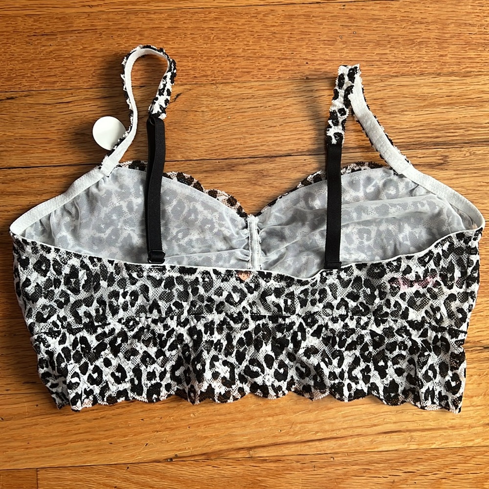 PINK Victorias Secret Lace Bralette. Black & White Leopard Print. Size L - Picture 2 of 4